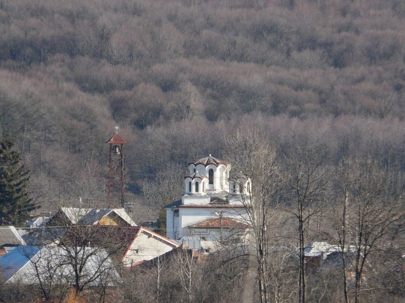 biserica sfanta paraschiva ghirdoveni